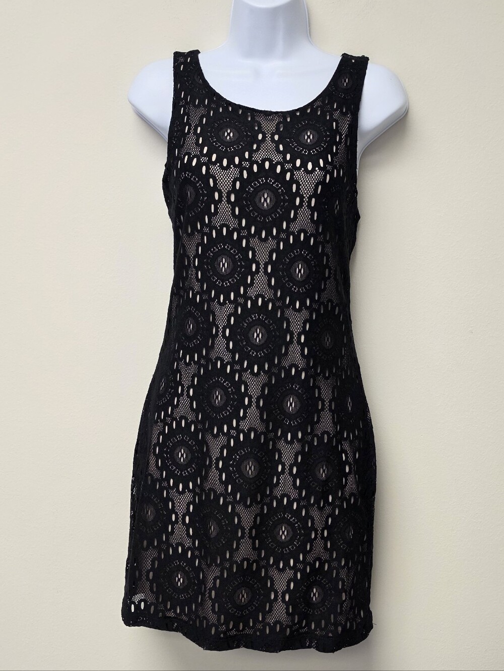 Forever 21 Lace Sheath Bodycon Dress Black L